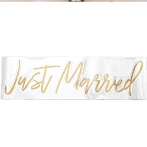 'Just Married'  Window Cling, by Twos Company, NWT - Picture 3 of 4